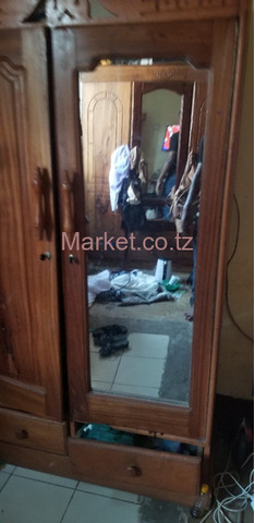 Wardrobe With Two Doors for Sale - 2/6