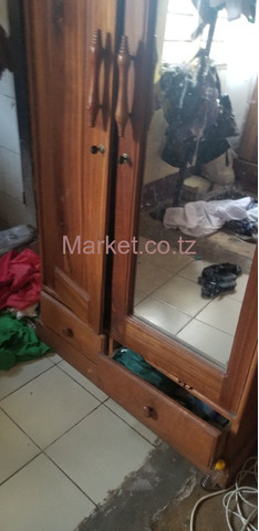 Wardrobe With Two Doors for Sale - 6/6