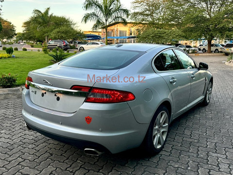 2009 Jaguar F Pace Super Silver for Sale - 4/6