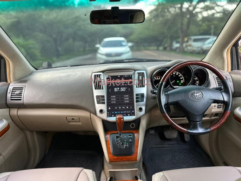 2005 Toyota Harrier Silver for Sale - 5/6