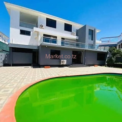 House With 5 Bedrooms 1400 SQM For Sale