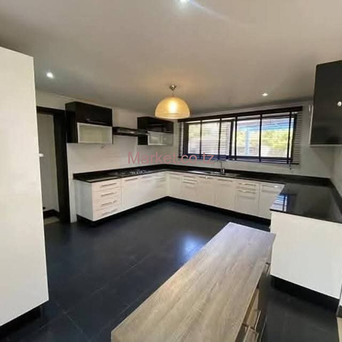 House With 5 Bedrooms 1400 SQM For Sale - 3/5