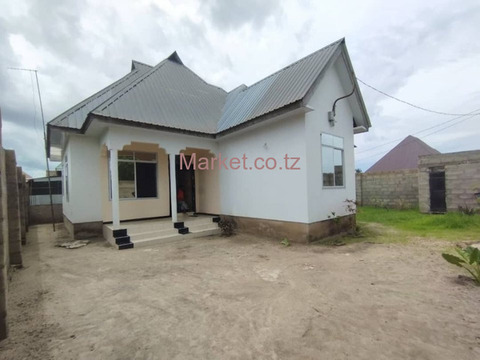 House With Four Bedrooms 470 SQM Kivule for Sale - 1/6