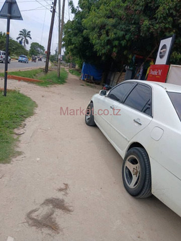 2002 Toyota Mark II White for Sale - 4/6