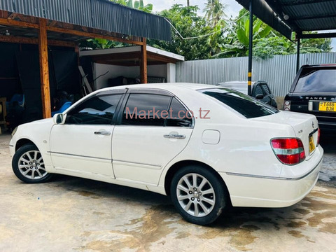 2005 Brevis White for Sale - 2/6