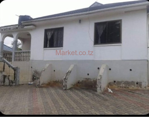 House for Sale in Lugurini - 4/5