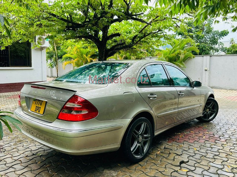 2004 Mercedes-Benz E Class Silver for Sale - 5/6