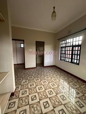 3 Bedroom House For Rent - 4/6