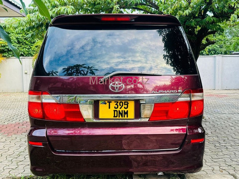 2005 Toyota Alphard Silver for Sale - 2/6