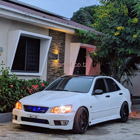 Altezza Sports Car for Sale - 2/4