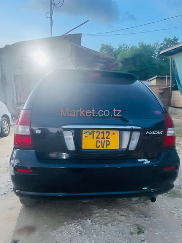 2001 Toyota Nadia Black for Sale - 5/6