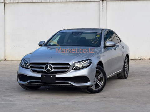 2017 Mercedes Benz E200 Silver for Sale - 1/6