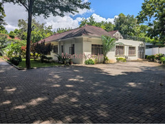 5 Bedroom House for Rent in Oyster Bay