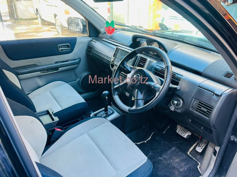 2006 Nissan X Trail Black for Sale - 4/6