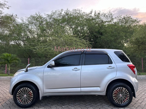 2006 Toyota Rush Silver for Sale - 4/6