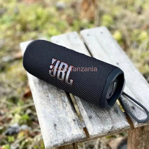 JBL Flip 6 Portable Bluetooth Speaker – 12 Hours Playtime