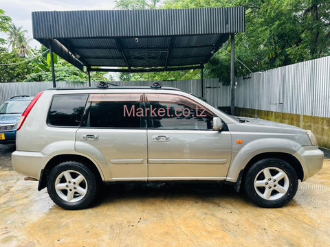 2003 Nissan X Trail Silver for Sale - 5/6
