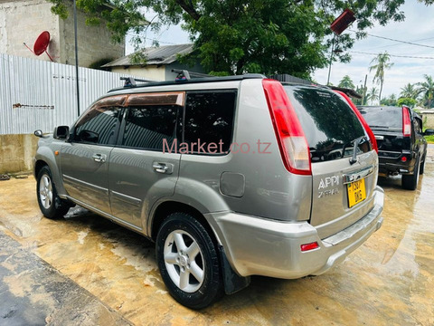 2003 Nissan X Trail Silver for Sale - 6/6