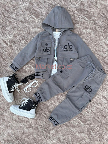Alo Kids Full Clothing for Sale - 4/6