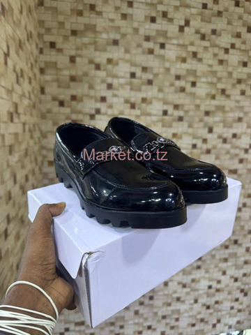 Official Women's Shoes for Sale - 1/3
