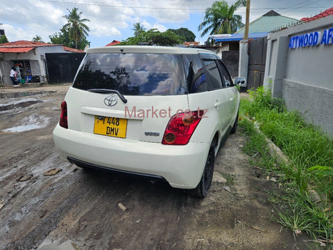 2004 Suzuki IST White for Sale - 3/6