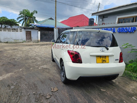 2004 Suzuki IST White for Sale - 4/6