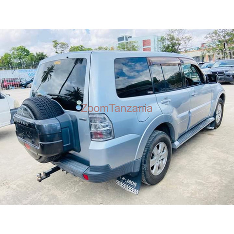 Mitsubishi Pajero 2006 Model, 4WD, 3000cc, Call /WhatsApp 0756 465 338 - 2/4