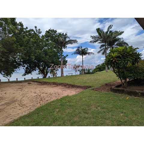 BEACH HOUSE FOR SALE @ KIGAMBONI - 1/3