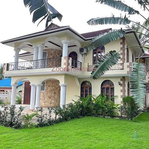 HOUSE FOR RENT MBEZI BEACH - 1/4