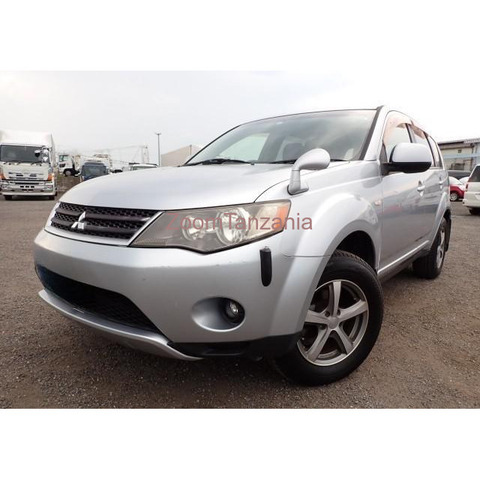 Mitsubishi Outlander 2006 - 1/4
